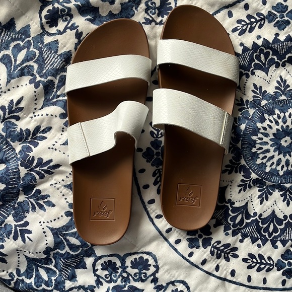 Reef Sandale - Picture 1 of 3